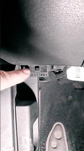 Fiat 500l OBD Location.