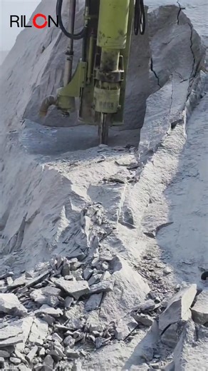 1.4K views | Integrated rock drill and rock splitter, low-noise rock breaking without disturbing residents. | Hydraulic Rock Drills and Splitters - Rilon | Facebook