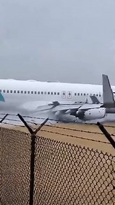 Emergency Landing Ends in Runway Excursion Greenleaf, Oregon — October 18, 2024 A dramatic scene unfolded at Greenleaf International Airport Friday morning when a commercial airliner veered off the runway during a landing attempt in heavy rain. The aircraft, arriving from the coast, struggled to maintain control on the water-logged tarmac as it touched down under darkening skies. Viral video captured by an aviation enthusiast shows the moment the jet makes contact with the runway. Almost immedia