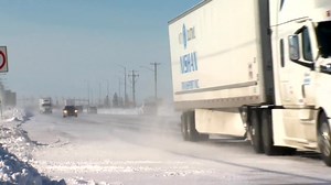 Truck drivers are speaking out about what they describe as inadequate snow and ice removal on Manitoba's highways. As Will Reimer reports, it's impacting not only their pocketbooks, but their sense of safety. | Global Winnipeg