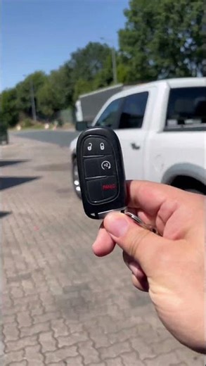 Remote start V8 / Americans know how to do it / Dodge RAM Lemmi Magnaflow exhaust sound