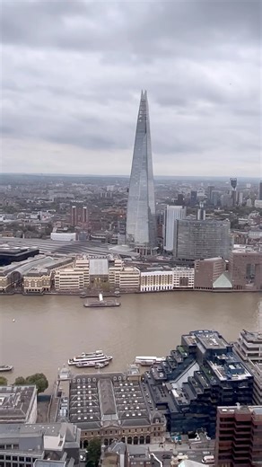 22K views · 1K reactions | A London love story in skyline form — The Shard, London Bridge, Tower Bridge 﫶 #theshard #thisislondon #londonbridge #towerbridge #skygarden #londontown #sholalawrence | London Town | Facebook