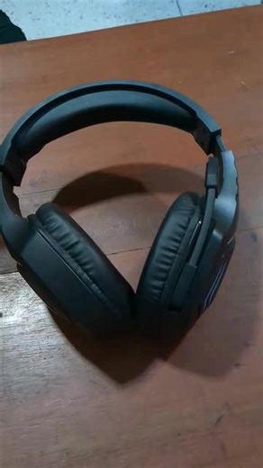 1.2K views · 3 comments | X mass ofa Bei 50,000 Head phone Hii...