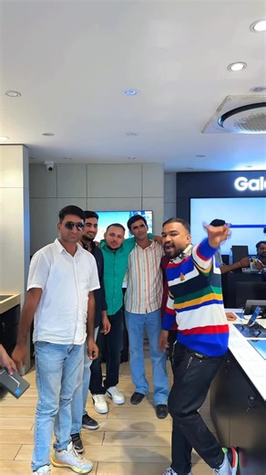 Navkar Samsung SmartCafé (नवकार सैमसंग स्मार्ट कैफ़े) on Instagram: "Exclusive Store – Navkar Café 🎉 📍 Visit us at Jodhpur’s #1 Samsung Authorized Store @navkar_café Location: Near Juna Khedapati Mandir, Chirghar Opp. Fresh N Green, Chopasni Road, Jodhpur, Rajasthan https://share.google/Y5WquSAE4COHV2SDX 📞 Contact: 98297 98296 | 90011 56007 | 0291-3553494 💥 Don’t miss out on the best deals and the ultimate Samsung experience! Follow us for exciting updates, promotions, and giveaways 🎁 📸 In