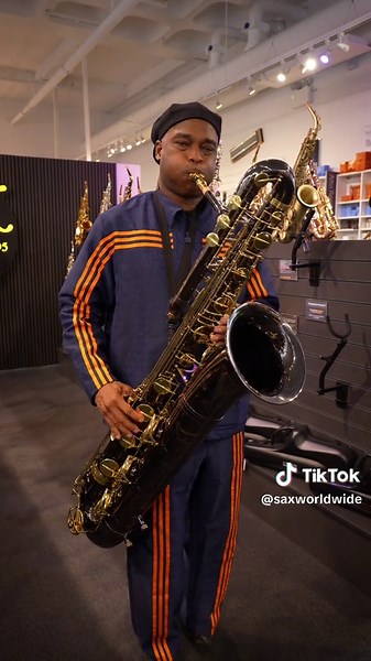 James Carter: Soulful Saxophone Performance