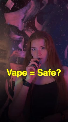 “Bro, ye cigarette nahi hai, ye toh bas flavored steam hai!” 💨🚫 Ye wo jhooth hai jo aaj kal ke youth ko becha ja raha hai. Asal mein Vape se nikla dhuaan ‘steam’ nahi, balki ek toxic Chemical Aerosol hai jisme Lead aur Nickel jaise heavy metals hote hain. Ye chemicals ‘Popcorn Lung’ jaisi bimari paida karte hain, jisme lungs ke air sacs hamesha ke liye block ho jate hain. Flavor chahe Watermelon ho, par damage permanent hai. Don’t let a battery destroy your breathing. #VapingKills #QuitVaping 