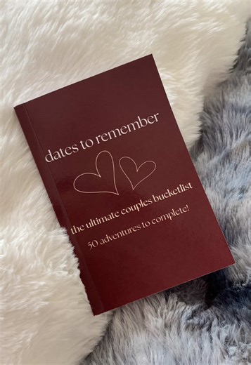 Perfect Pocket-Sized Couples Scrapbook for Date Ideas