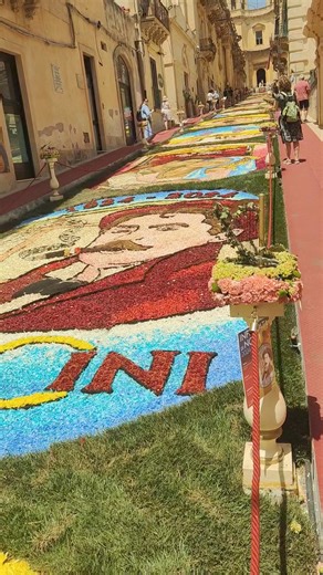 This year's flower festival in Noto Is dedicated to the works of composer Giacamo Puccini. This year was exceptional. | You, Me and Sicily