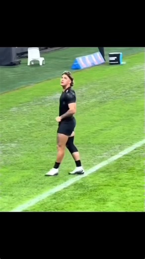 Jerseys Sale🔥 from $9.90 🔹 Customize your jersey to make it yours ✍🏽 🔹 Fast shipping by air, right to your door! ✈️ 🎯 Act fast—sale ends soon | Easter Sports