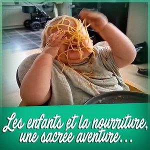 36K views · 307 reactions | Quand un bébé veut manger tout seul...  | 750g : Recettes de cuisine | Facebook