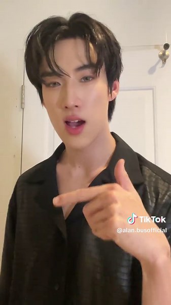 Alan Pasawee's Bus Dance Challenge: Because of You