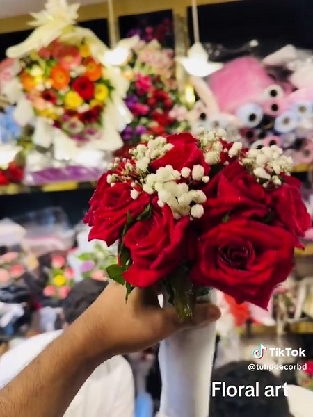 Fresh Flower Bouquets: Stunning Floral Art Inspirations