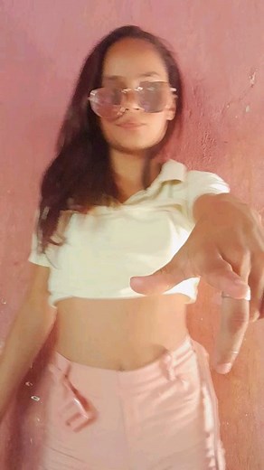 Taila Vitoria on Reels