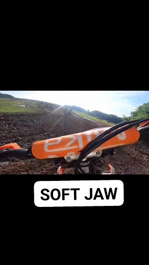 🥶Everybody needs a suspension vise🥶 | MXGRyan