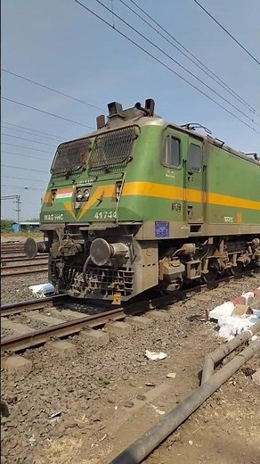 BL WAG-9HC hauling LHB HCPV Parcel Train