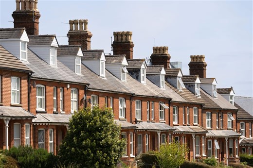 UK mortgage approvals rise as lenders cut rates