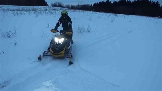 600 VS 800 What's The Best Snowmobile