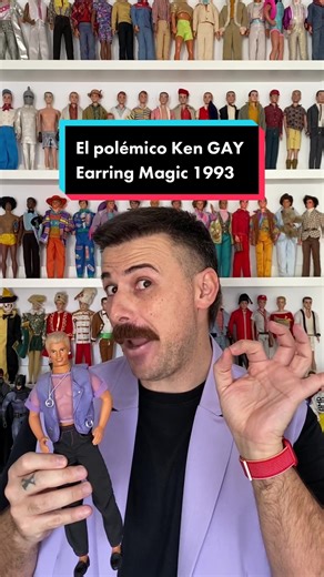 El polémico Ken GAY Earring Magic de 1993 #kengay #lgtb #kencollector #dollcollectors #ken #barbie #barbievintage #kendolls #barbiecollector #dollcollector #dollcollection #kencollection #kenmattel #coleccionistas #coleccionmuñecos #barbiedoll #kendoll #tiktoklgtbi🏳️‍🌈