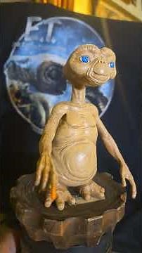 ET O EXTRATERRESTRE 1982 REPLICA