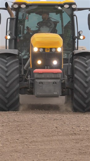 Jcb fastrac 4220 horsch maestro