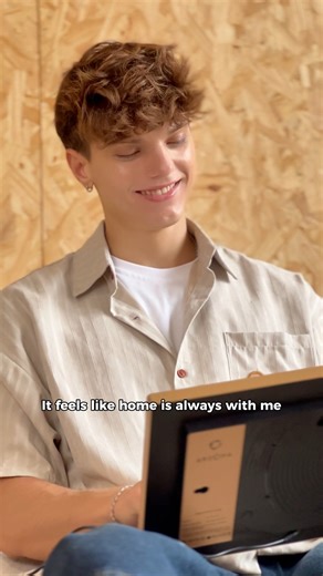 1K views · 12 reactions | Home is never far away — it’s right on your #Arzopa frame. Your moments. Your home. Always connected. https://amzn.to/47HDzHJ #cozyseason #SmartDecor #DigitalFrame #HauntedHome #Arzopadigitalframe #d14digitalframe #homedesign | Arzopa | Facebook