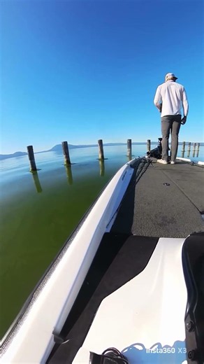 Earthquake while on the water 🛶