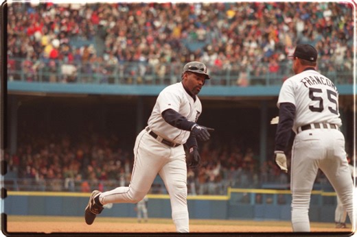 Kalamazoo Growlers sign former Tiger Cecil Fielder to 1-day contract