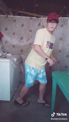 Watch the #Skiri fast forward #dance #SkiriDance #funnyvideos #foryourpage #foryourpages #tiktokphilippines