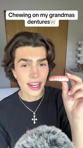 Chewing on my grandmas dentures! 🦷#asmr #tingles #mukbang #chewing | ASMR
