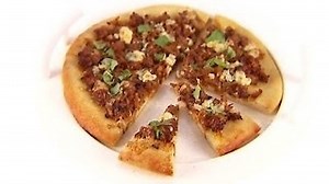 Watch Giada At Home Season 2 Episode 20 - Pizza Party