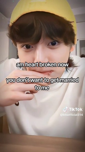 Jungkook BTS (@btsofficial314)’s videos with Dreamers [Music from the FIFA World Cup Qatar 2022 Official Soundtrack] - Jung Kook & BTS