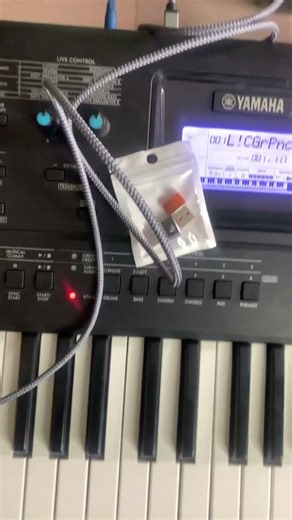 How to connect your phone to your keyboard