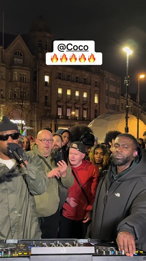 DJ AGo Online: Unleash Your Dance Moves!