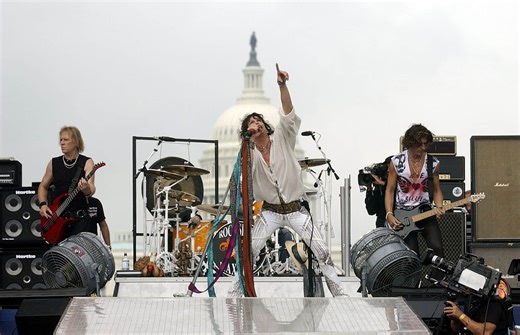 5 Cover Songs That Aerosmith Made Better