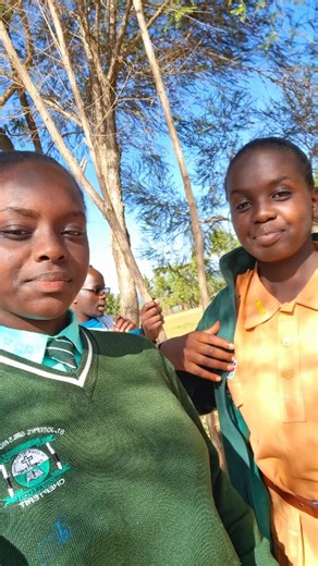 codine_twin (@codine_twin)’s videos with Love Me Not (feat. Rex Orange County) - Ravyn Lenae