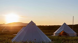 Åk på glampingsemester i sommar – 4 lyxiga ställen på västkusten