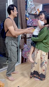 6K views · 5.5K reactions | ลูกเห็นอิก ขอบคุณเด็กทารก #คลิปตลก #คลิปฮาฮา #ผัวเมียสายฮา | Pithak Palahan | Facebook