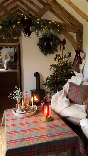 3.5K views · 4.5K reactions | I’ve been influenced . I found some check tweed in the work room, I thought it was a sign, to give the Hut a little ‘Ralph Lauren’ influence. The next style influence is already loading. . #decorinspo #festiveseason #styleinspo #christmasvibes #ralphlauren #oldmoney #timelessstyle #christmasmood #christmasinspo #christmasmagic | Country Abodes | Facebook