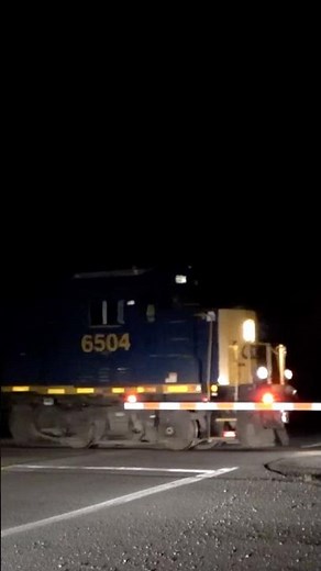 CSX 6504 with KILLER Leslie RS5T Horn #train #railroad #railway #locomotive #railfans #csx