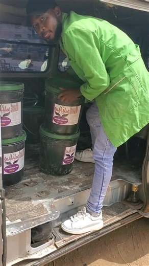 we Sell wholesale/retali and do delivery country wide WALLMASTER / Ruff N Tuff EMULSION PAINTS WINDOW PUTTY GLOSS PAINTS