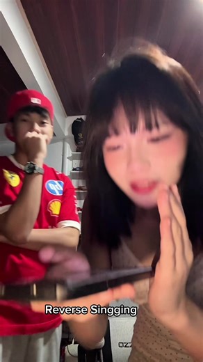 Diviértete con el desafío de canto inverso