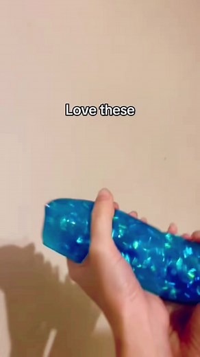 Giant Water Wigglers: Fun and Slippery Toy Experience