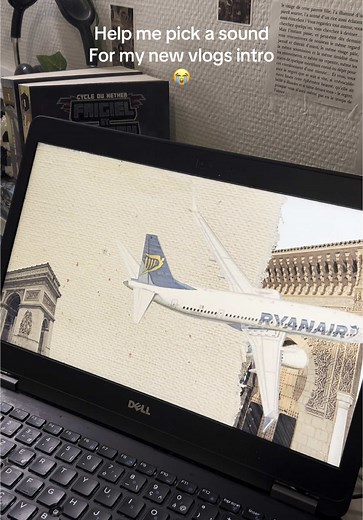 Create an Engaging Vlog Intro with Canva
