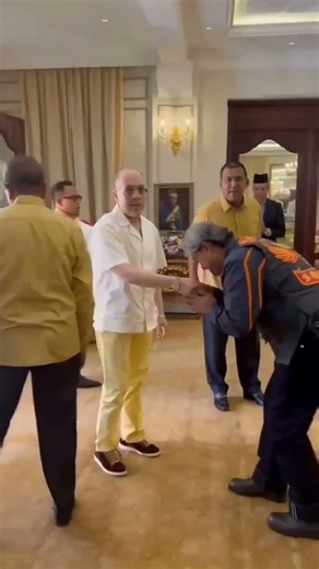 Jumpa Tengku Mahkota Kelantan di Istana