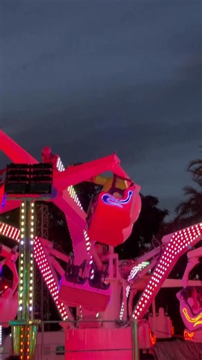 ¿Ya has ido a la feria de Dénia? 🎡 Recuerda que este miércoles es el último Día del Niño, con atracciones más baratas. 🎢✨ Más información en 👉 https://www.denia.com/feria-de-todos-los-santos/ #feriadedénia #dénia #fira2025 #firadetotssants | Dénia.com