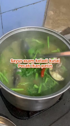 Sayur Asam Khas Kutai dengan Ikan Patin