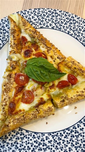 Tortilla Stuffed Crust Pizza Hack