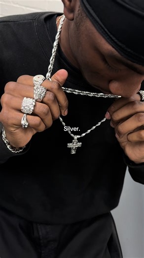 Stylish Silver Jewelry for Fashion Enthusiasts