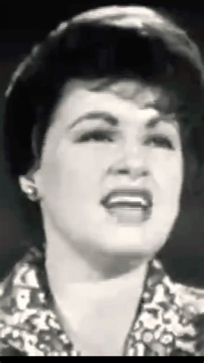 #Patsycline I Fall to Pieces.