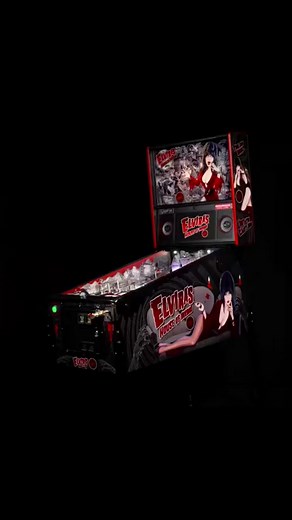 #duet with @SternPinball New Elvira’s House Of Horrors pinball game! #elvira #elviramistressofthedark #pinballmachine #pinballgame